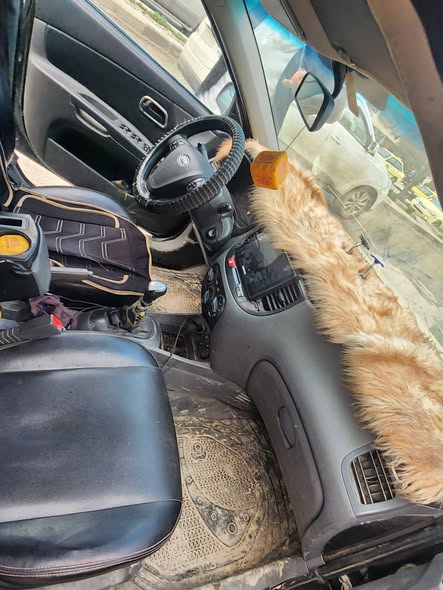 كيا ريو 2009 - صورة 1