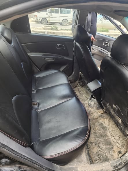 كيا ريو 2009 - صورة 4