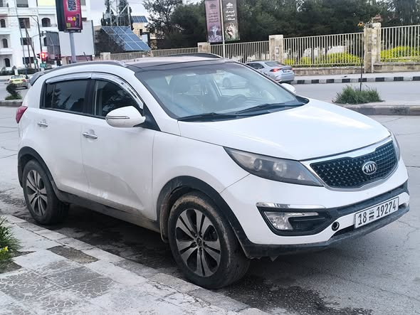 كيا سبورتاج 2012 - صورة 3