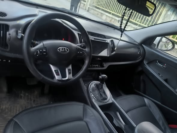 كيا سبورتاج 2012 - صورة 4