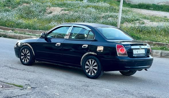 هيونداي افانتي 2005 - صورة 5