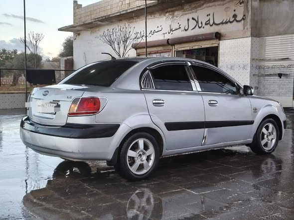 كيا ريو 2007 - صورة 1