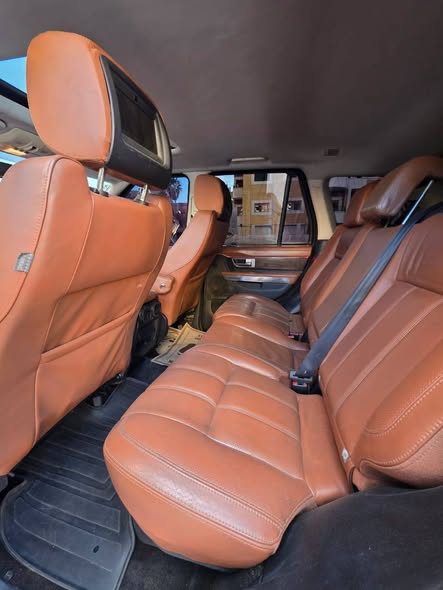 رنج روفر سبورت 2010 - صورة 5