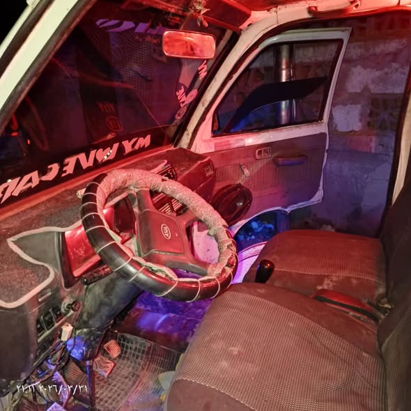 آسيا تاونر 1995 - صورة 2