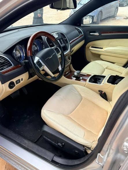 كرايسلر 300 2014 - صورة 3