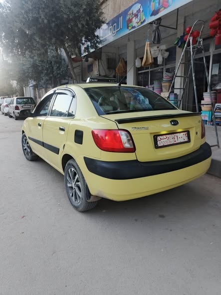 كيا ريو 2009 - صورة 1