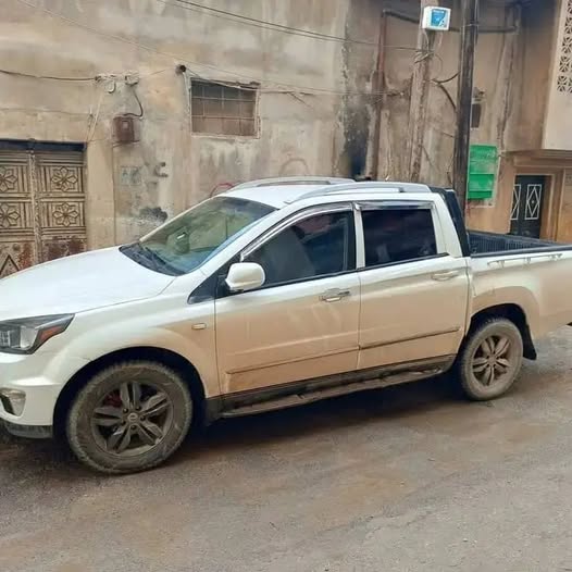 سانغ يونغ اكتيون سبورتس 2012