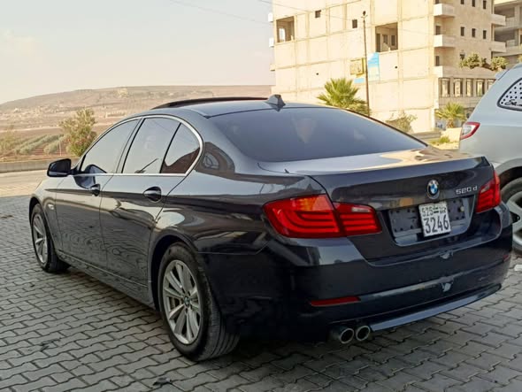 بي ام دبليو 520 2012 - صورة 2