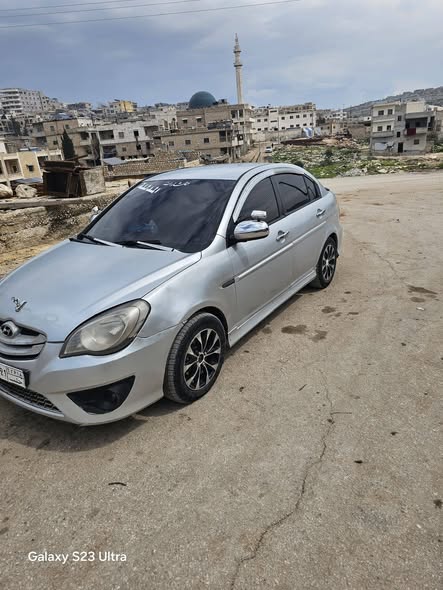 هيونداي فيرنا 2010 - صورة 1