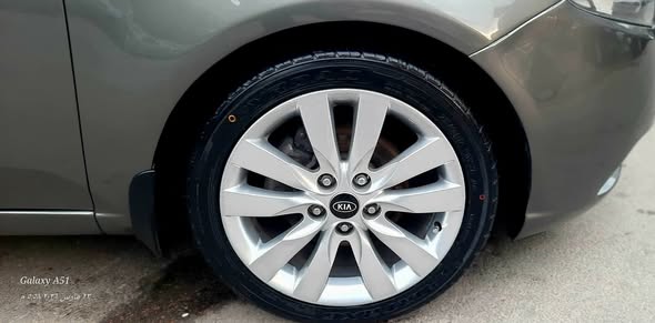 كيا سيراتو 2011 - صورة 5