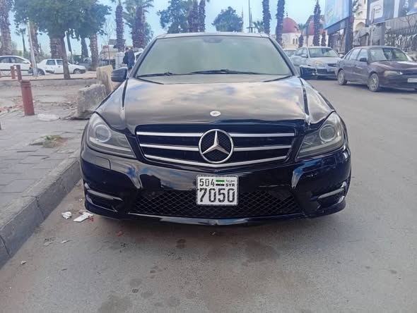 مرسيدس C250 2012 - صورة 2