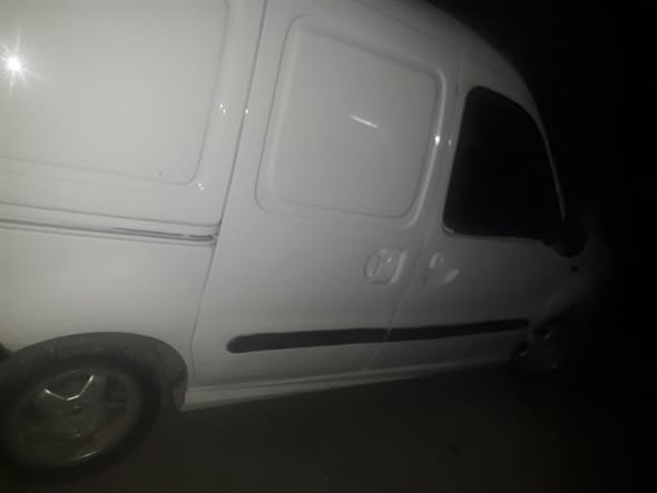 رينو كانغو 2002 - صورة 2