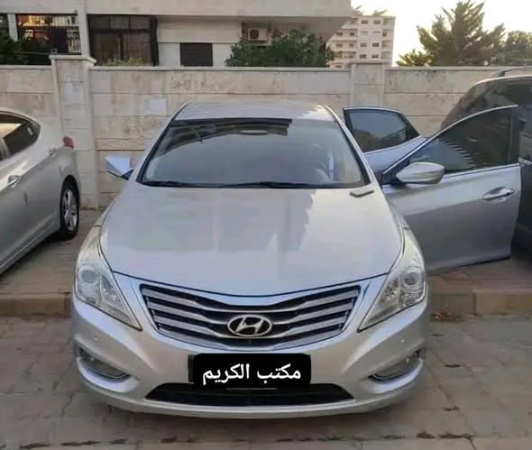 هيونداي أزيرا 2012