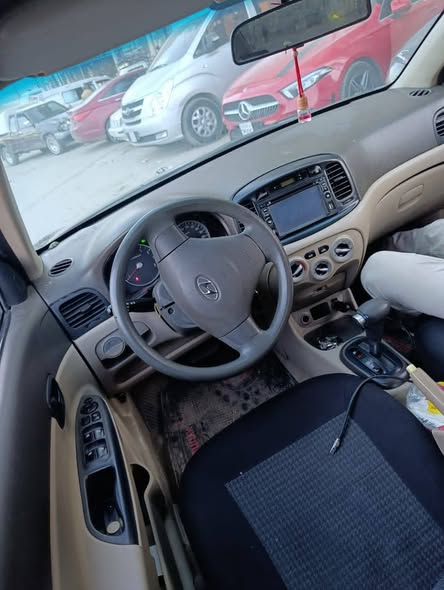 هيونداي فيرنا 2007 - صورة 4