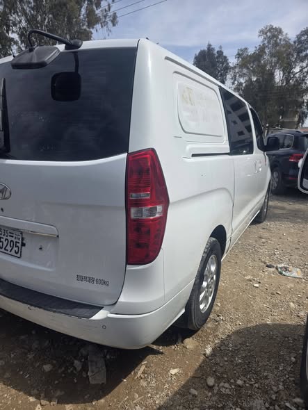 هيونداي H-1 2014 - صورة 2