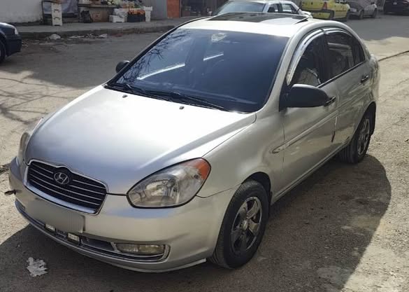 هيونداي فيرنا 2007 - صورة 1