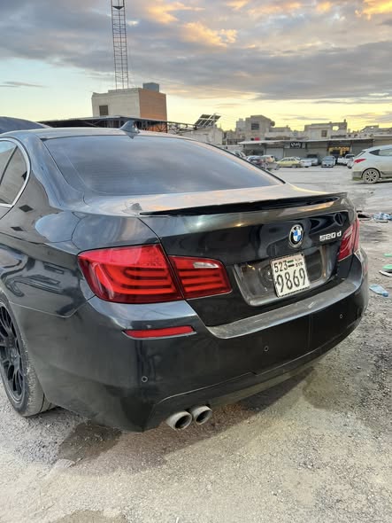 بي إم دبليو 520 2012 - صورة 5