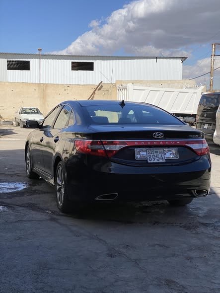 هيونداي غرانديور 2012 - صورة 3