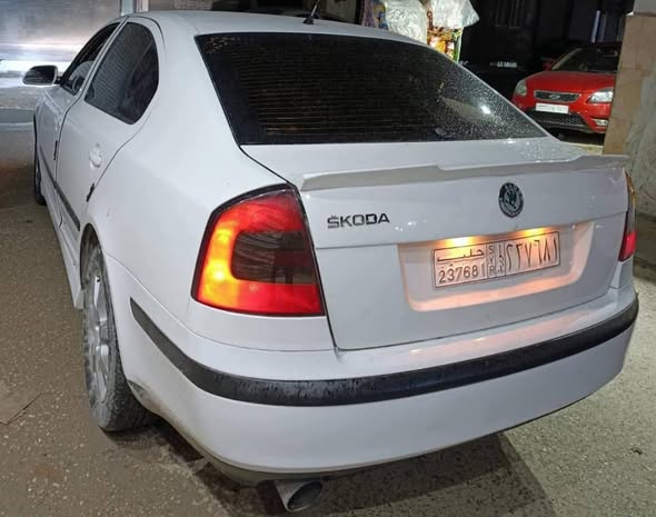 سكودا أوكتافيا 2009 - صورة 1