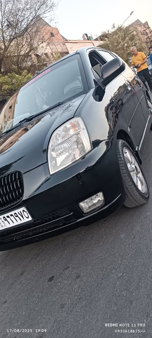 كيا مورننك 2005