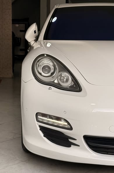 بورش باناميرا 2012 - صورة 3