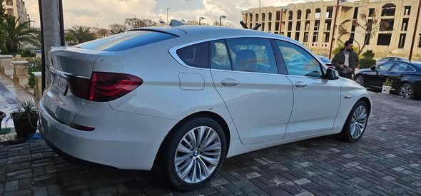 بي ام دبليو 5 Series Gran Turismo 2012 - صورة 2