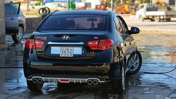 هيونداي أفانتي 2010