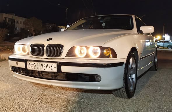 بي إم دبليو 525i 2003 - صورة 3