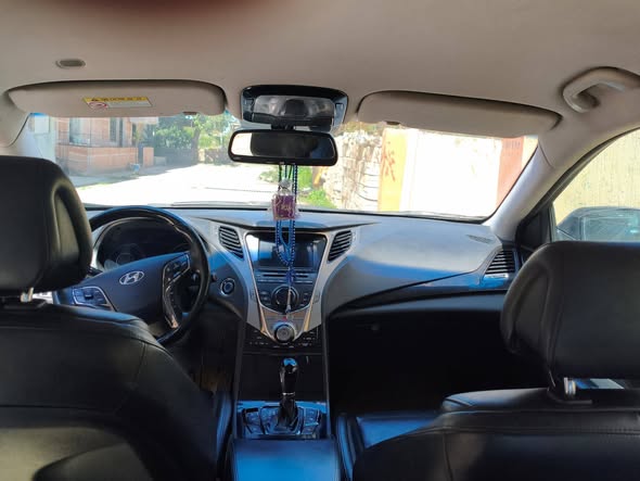 هونداي أزيرا 2012