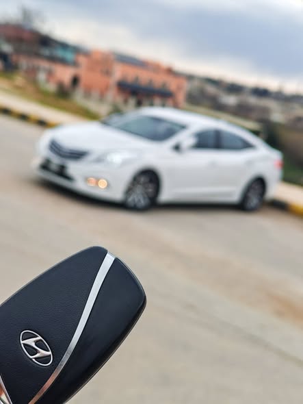 هونداي ازيرا 2012