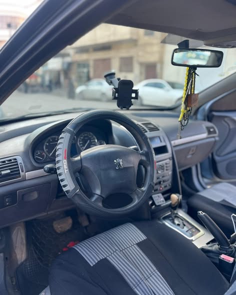 بيجو 407 2005 - صورة 2