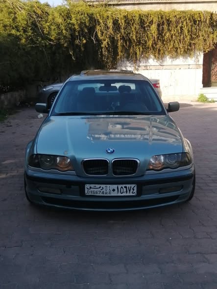 بي إم دبليو 320 2002 - صورة 1