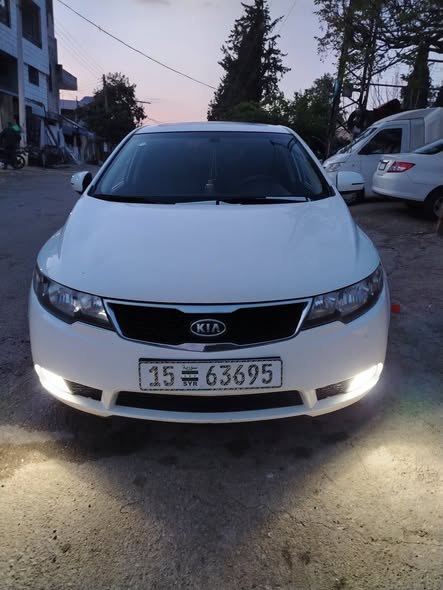 كيا فورتي 2011 - صورة 2