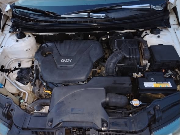 كيا فورتي 2011 - صورة 5