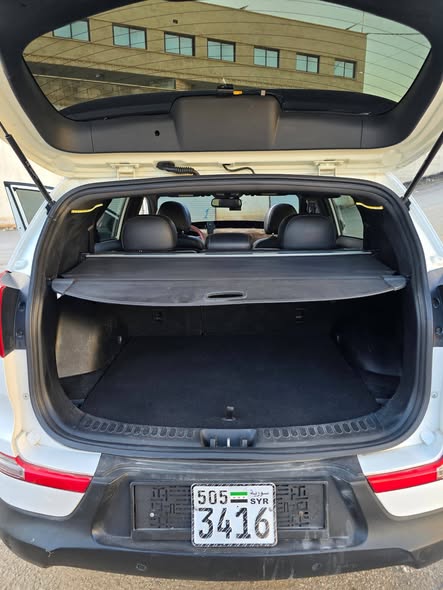 كيا سبورتاج 2012