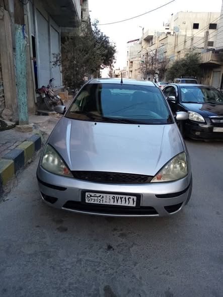 فورد فوكس 2004 - صورة 4