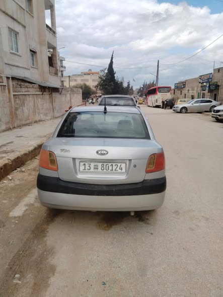 كيا ريو 2007 - صورة 1