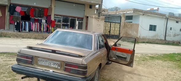 تويوتا كراسيدا 1983 - صورة 1