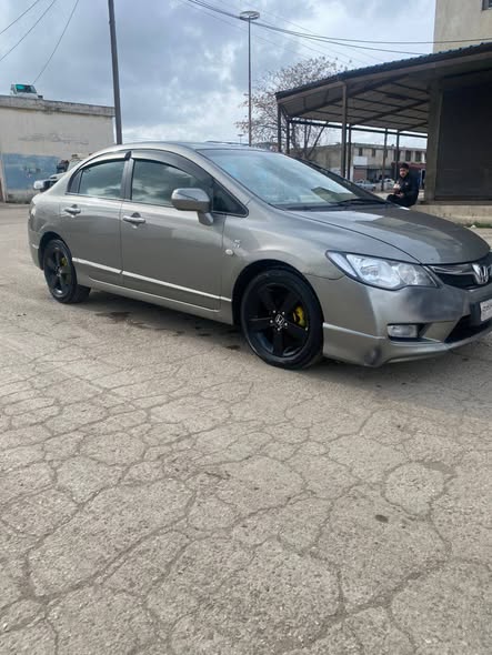 هوندا سيفيك 2008 - صورة 1