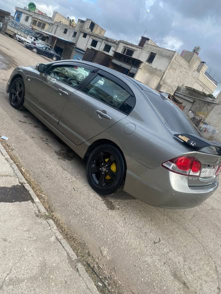 هوندا سيفيك 2008 - صورة 2