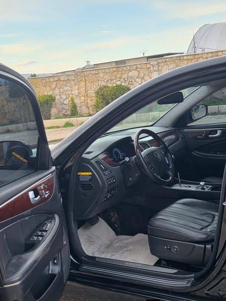 هيونداي سنتنيال 2012