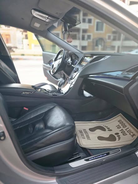 هيونداي أزيرا 2011 - صورة 1