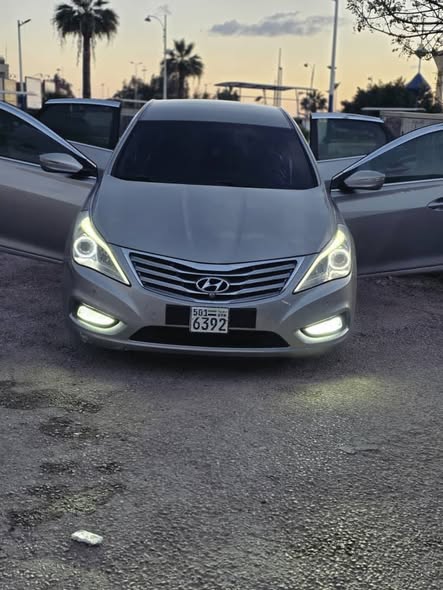 هيونداي أزيرا 2011 - صورة 4