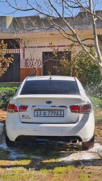 كيا سيراتو 2010 - صورة 2