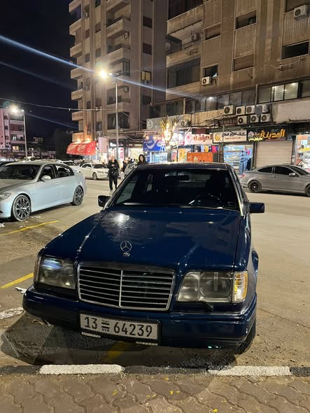 مرسيدس E300 1990 - صورة 1