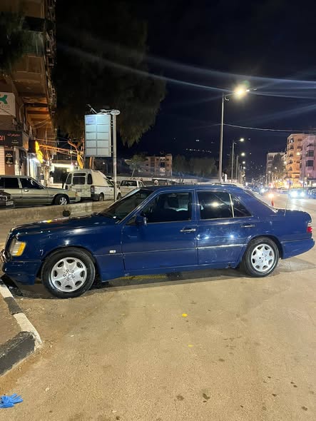 مرسيدس E300 1990 - صورة 2