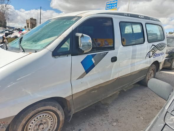 هيونداي ستاريكس 2000 - صورة 2