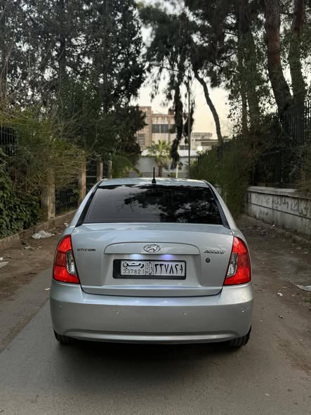 هيونداي فيرنا 2007 - صورة 1