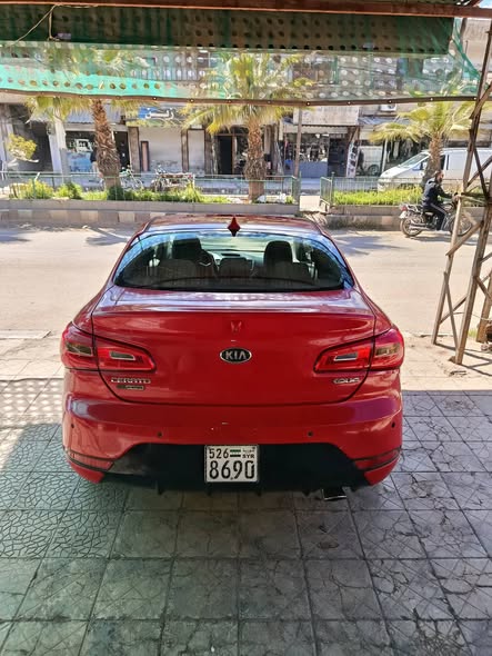 كيا سيراتو 2015 - صورة 4