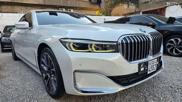 بي إم دبليو 740 2021 - صورة 4